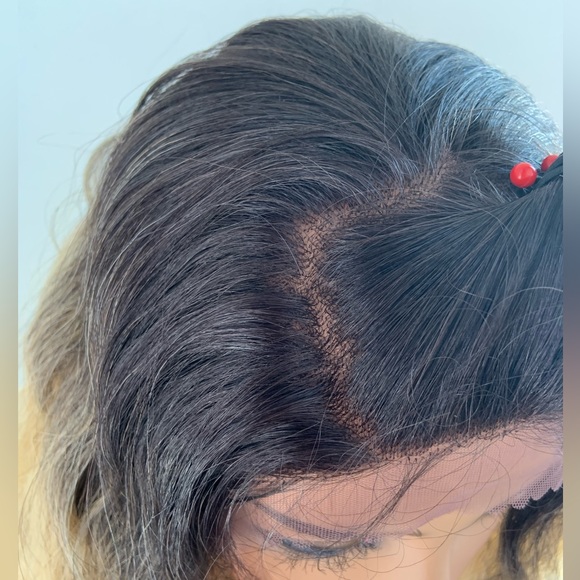 Versatile 28” Ombre Blonde 4x4 Lace Front Premium Fiber Wig - Picture 4 of 13